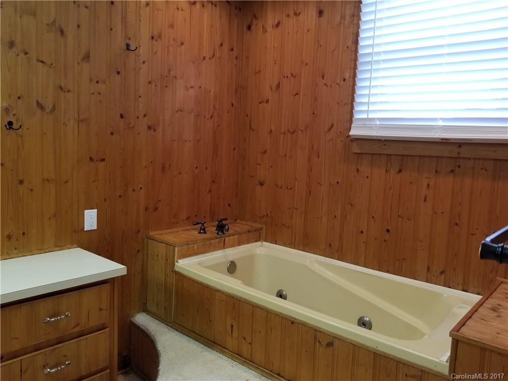 174 Longview Road Statesville, NC 28625 - Photo 14 of 22 Gallery Image 14