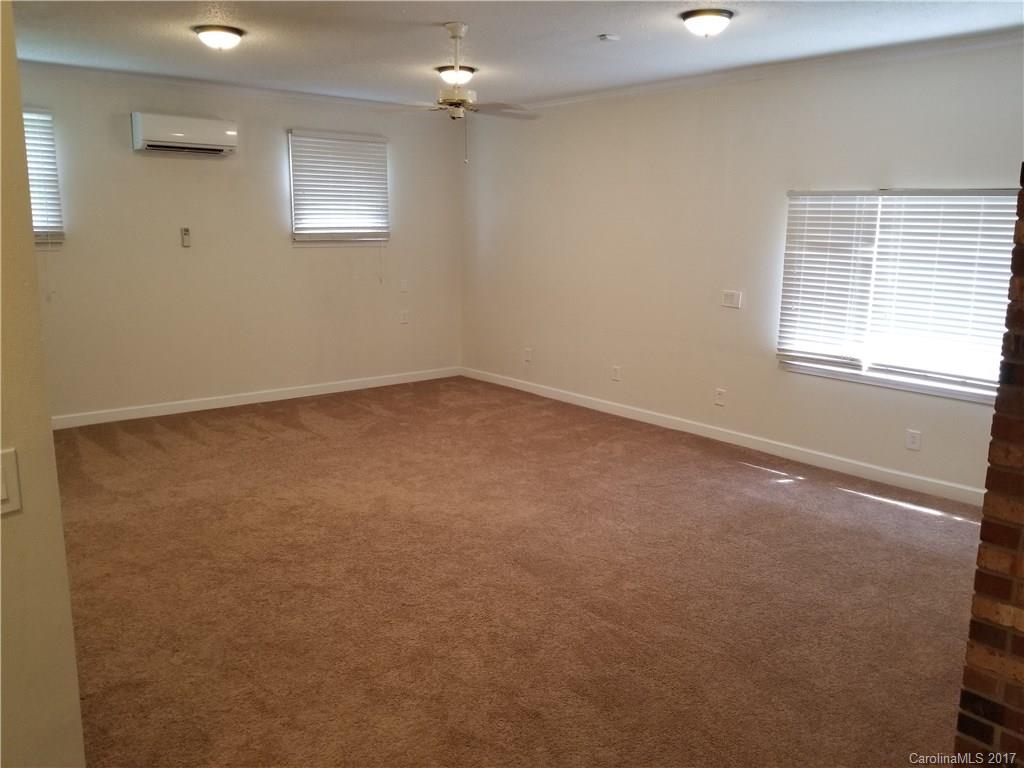 174 Longview Road Statesville, NC 28625 - Photo 10 of 22 Gallery Image 10