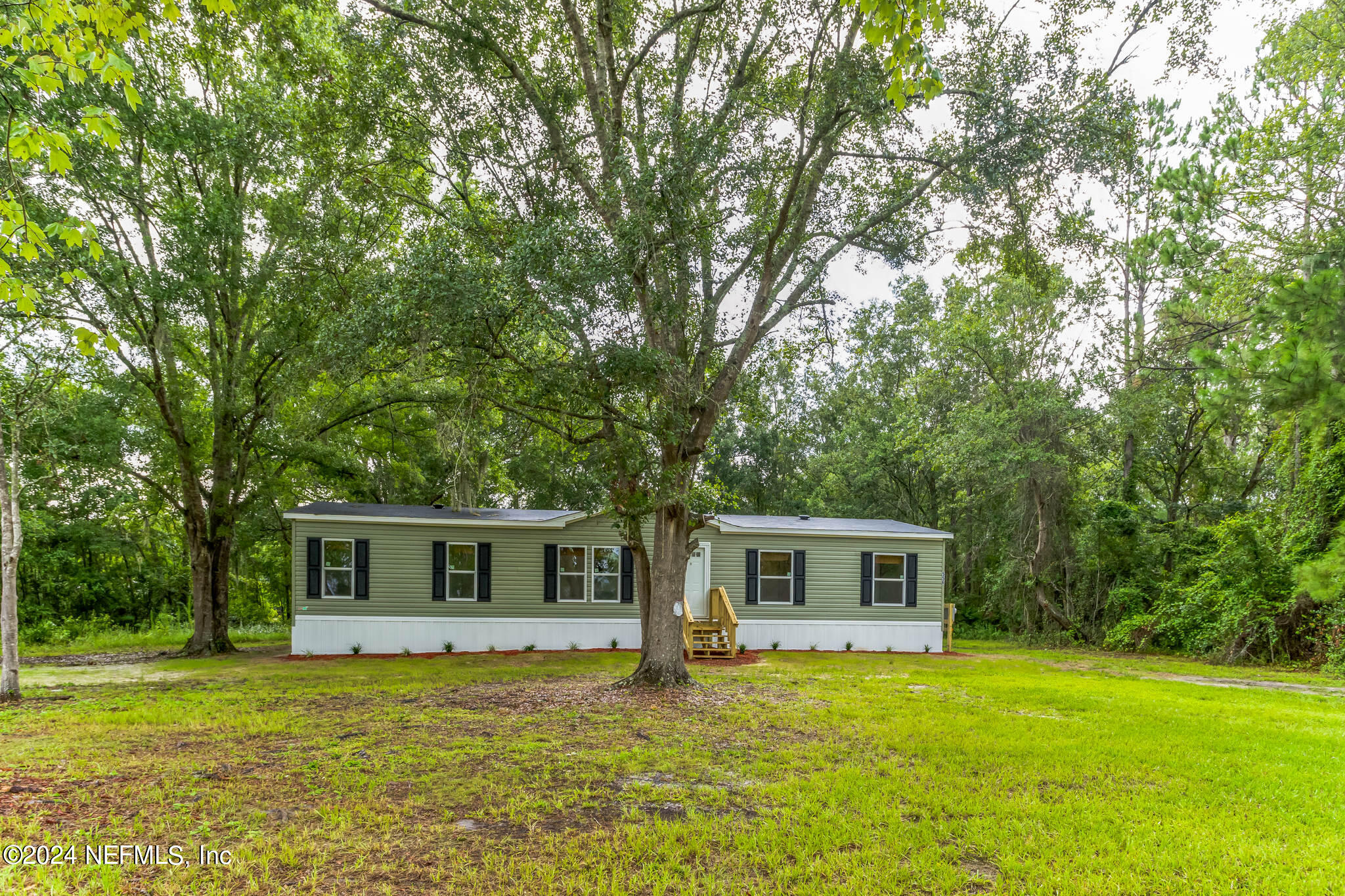 556 Kay Road Middleburg, FL 32068 - Photo 2 of 31 556_Kay_Rd_Middleburg_FL_32068_USA-Exter