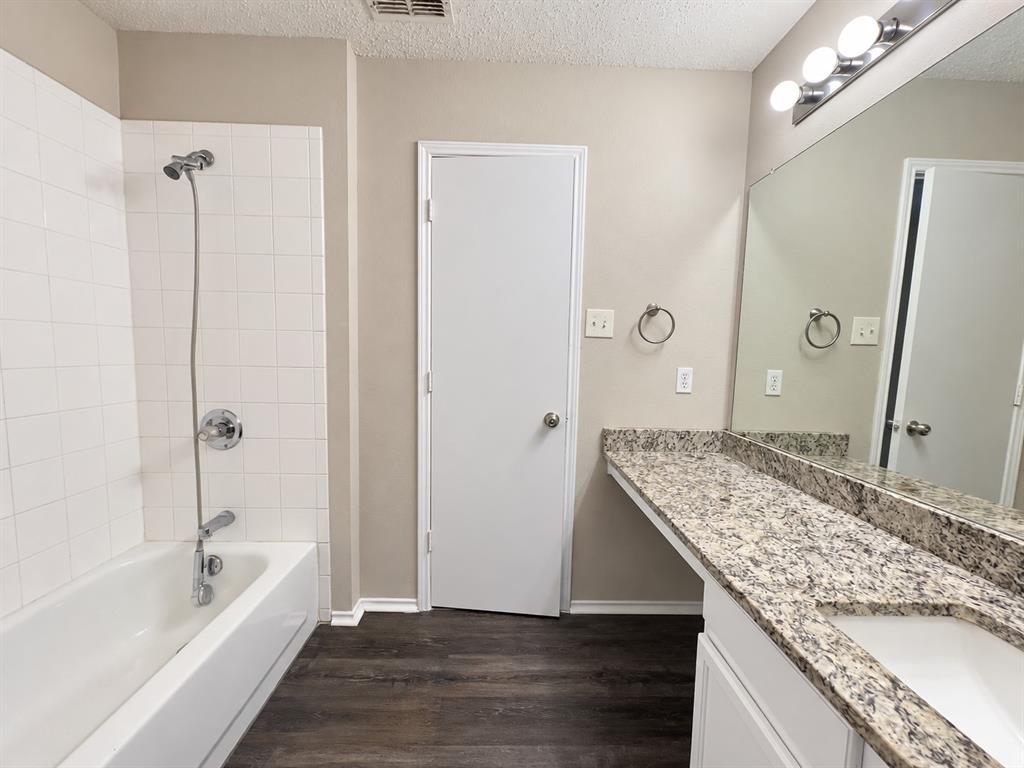 4604 Cool Ridge Court Fort Worth, TX 76133 - Photo 15 of 22 Gallery Image 15