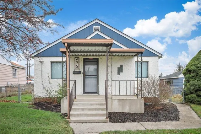 $299,900 | 4014 North Maple Street, Spokane, WA 99205