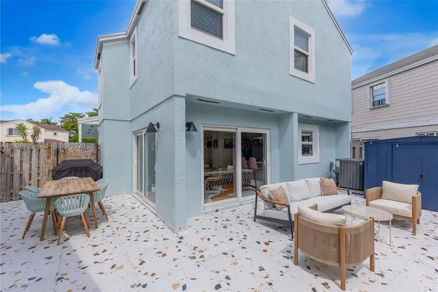 $624,000 | Three Lakes, Miami, FL 33186