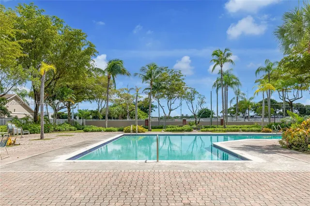 $624,000 | Three Lakes, Miami, FL 33186