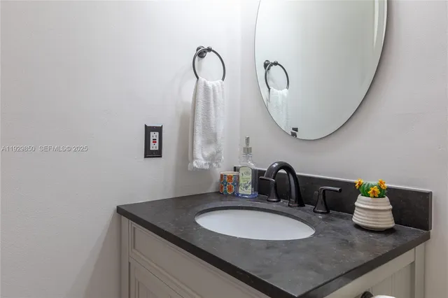 $624,000 | Three Lakes, Miami, FL 33186