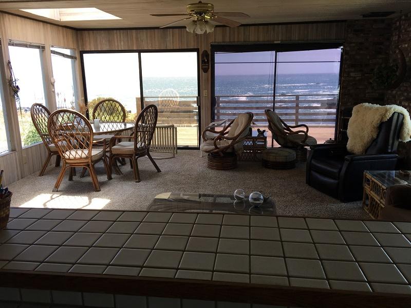 18 Gull Point Whitethorn, CA 95589 - Photo 15 of 30