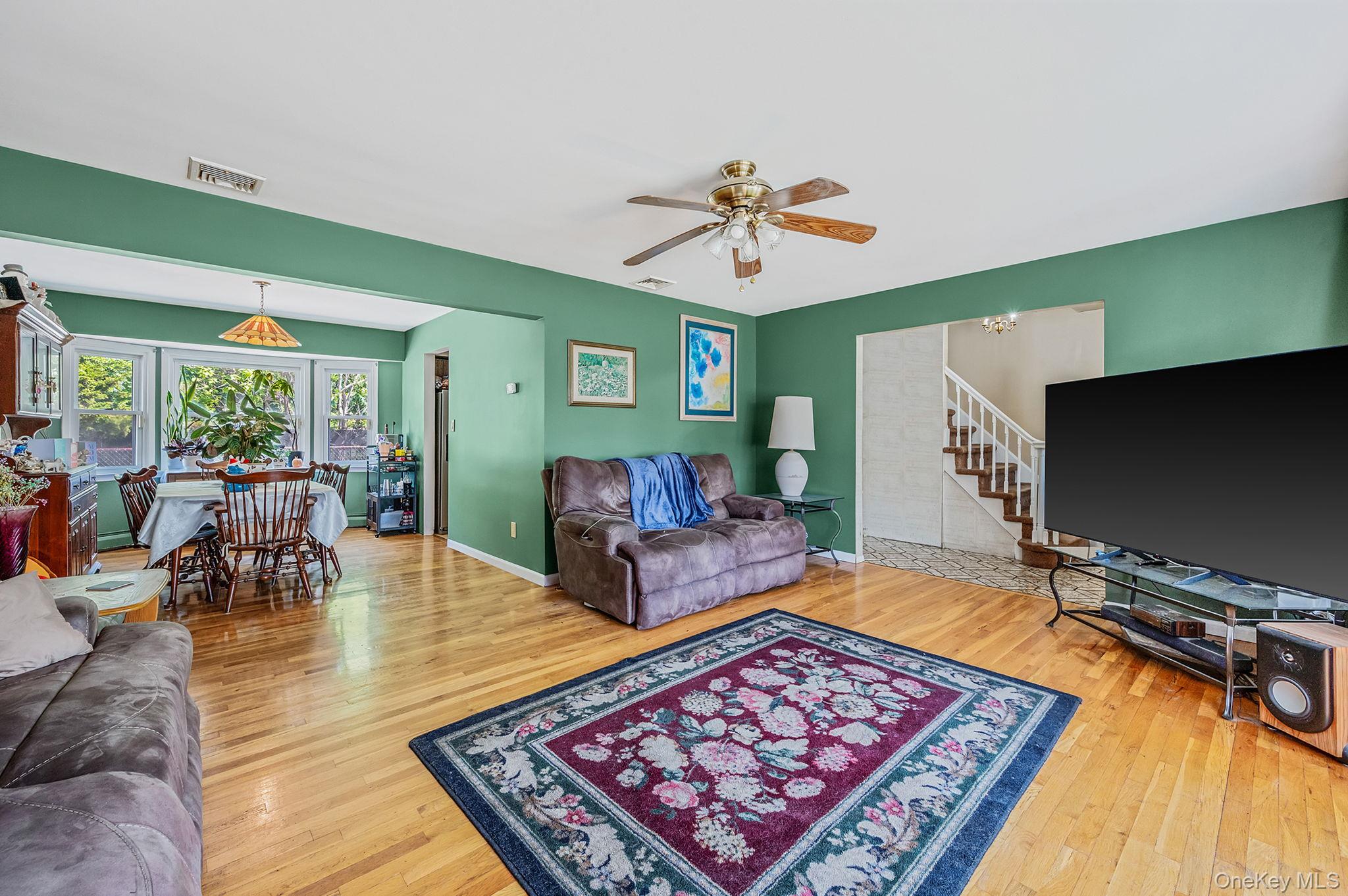 1335 August Road North Babylon, NY 11703 - Photo 12 of 40