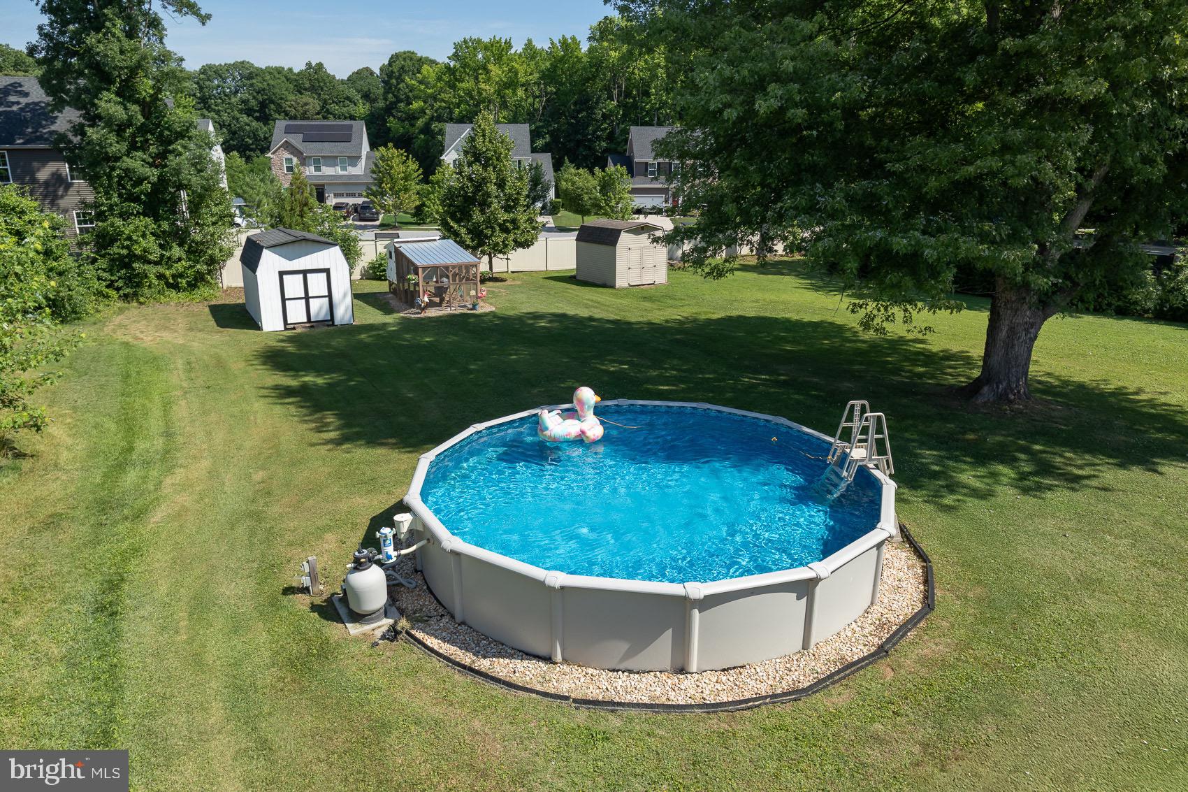 1626 Cape May Road Baltimore, MD 21221 - Photo 9 of 37 24' Pool