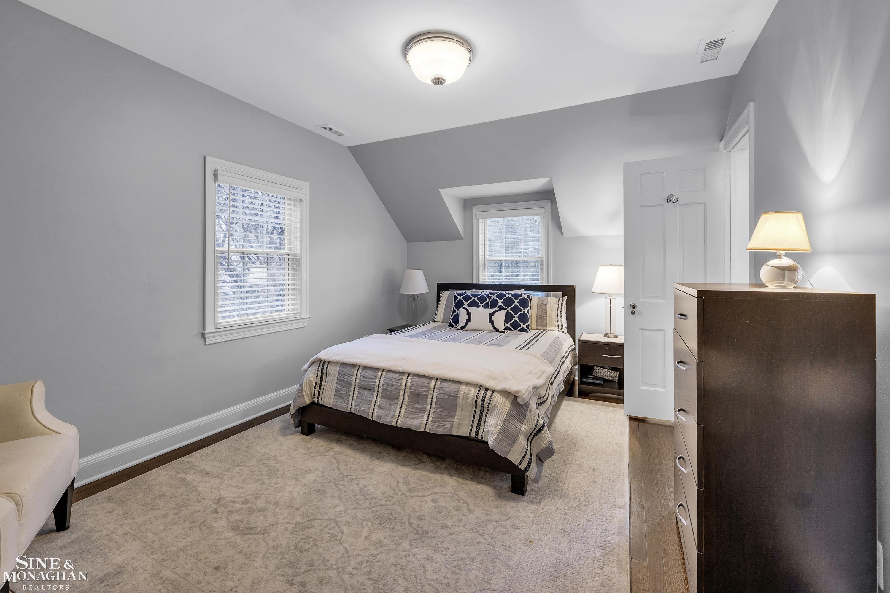 276 Cloverly Road Grosse Pointe Farms, MI 48236 - Photo 46 of 75