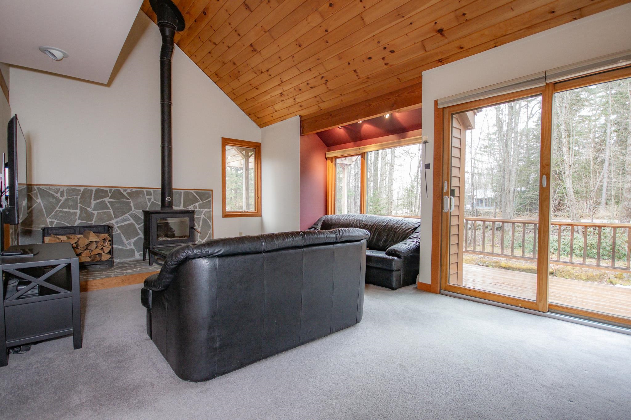 20 Edwins Pond Road Rochester, VT 05767 - Photo 9 of 40