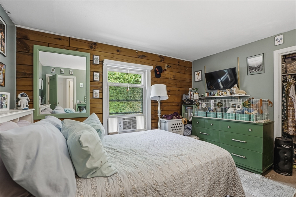 59 Woodland Road Southborough, MA 01772 - Photo 20 of 40