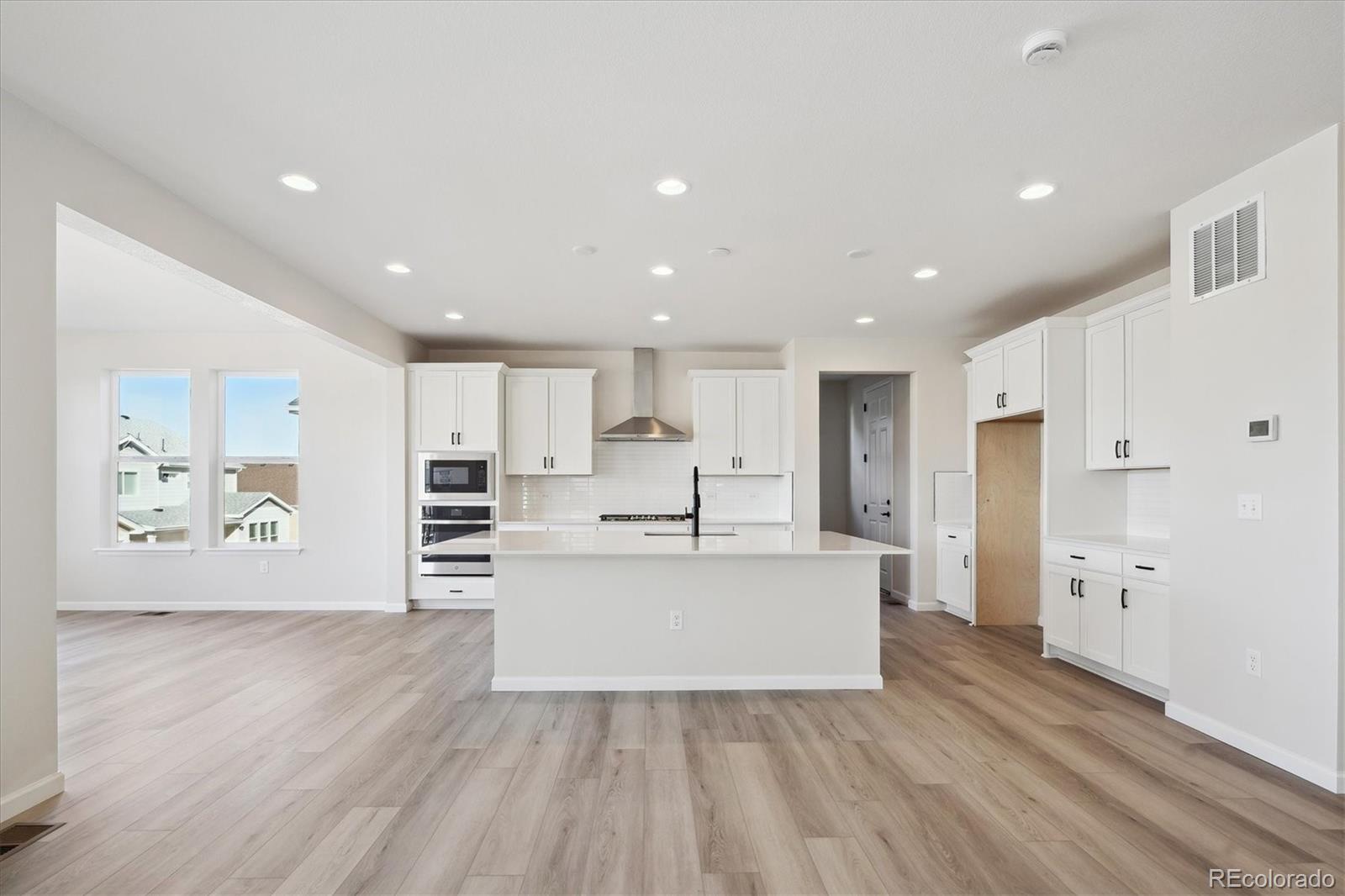 660 Apex Rise Street Erie, CO 80516 - Photo 9 of 28 Gallery Image 9