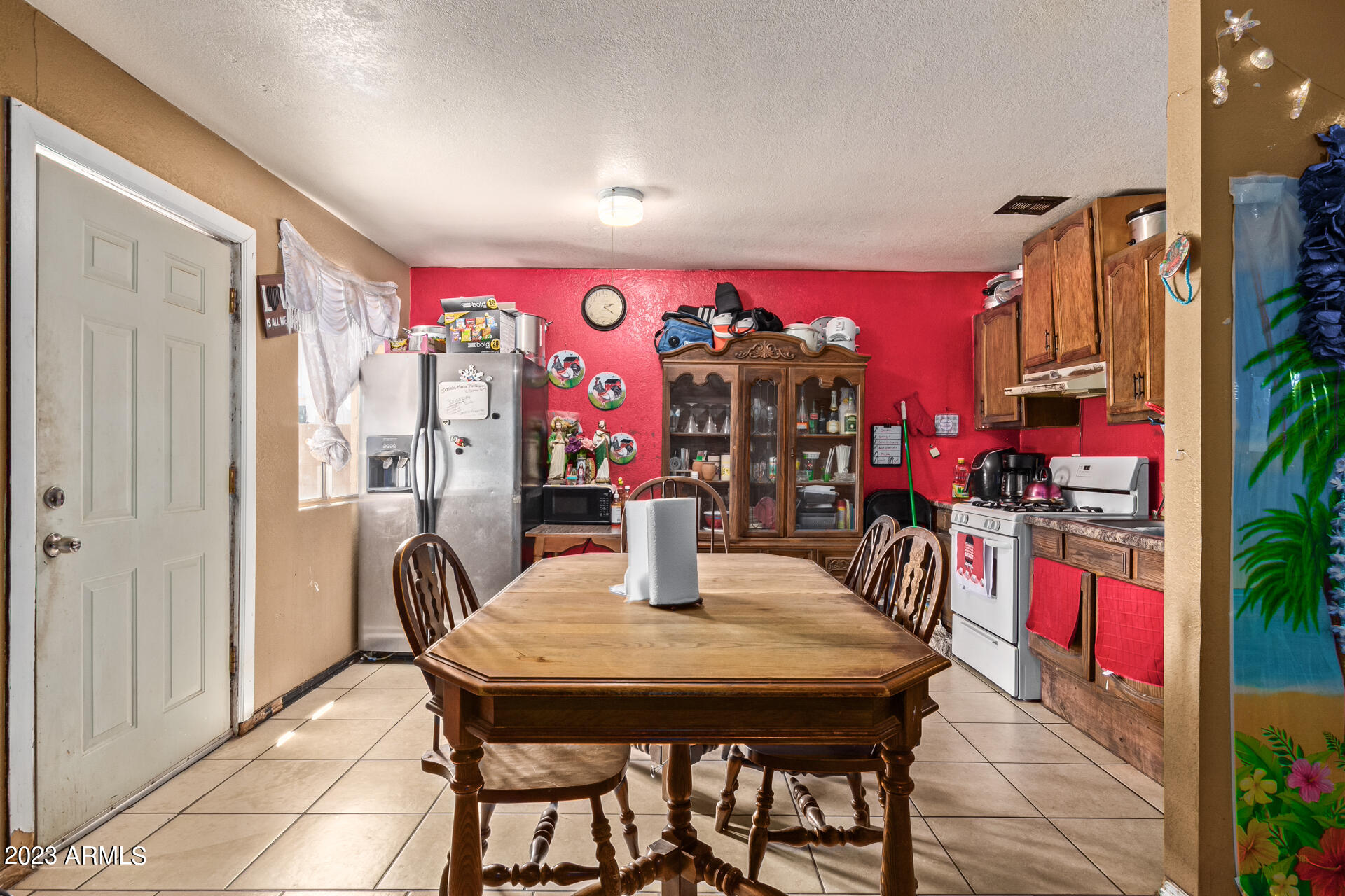 2445 East Chipman Road Phoenix, AZ 85040 - Photo 13 of 23 14 - Chipman