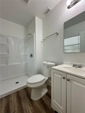 $1,695 | Edgewood, Fort Lauderdale, FL 33315
