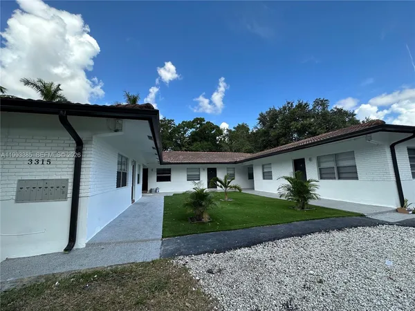 $1,695 | Edgewood, Fort Lauderdale, FL 33315