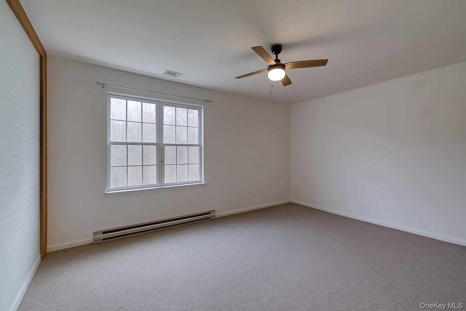 7 Weathervane Way Warwick, NY 10990 - Photo 16 of 21 an empty room with a window