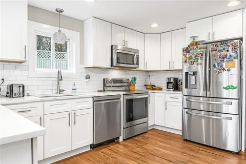 $475,000 | 100 East Greenwich Avenue, West Warwick, RI 02893
