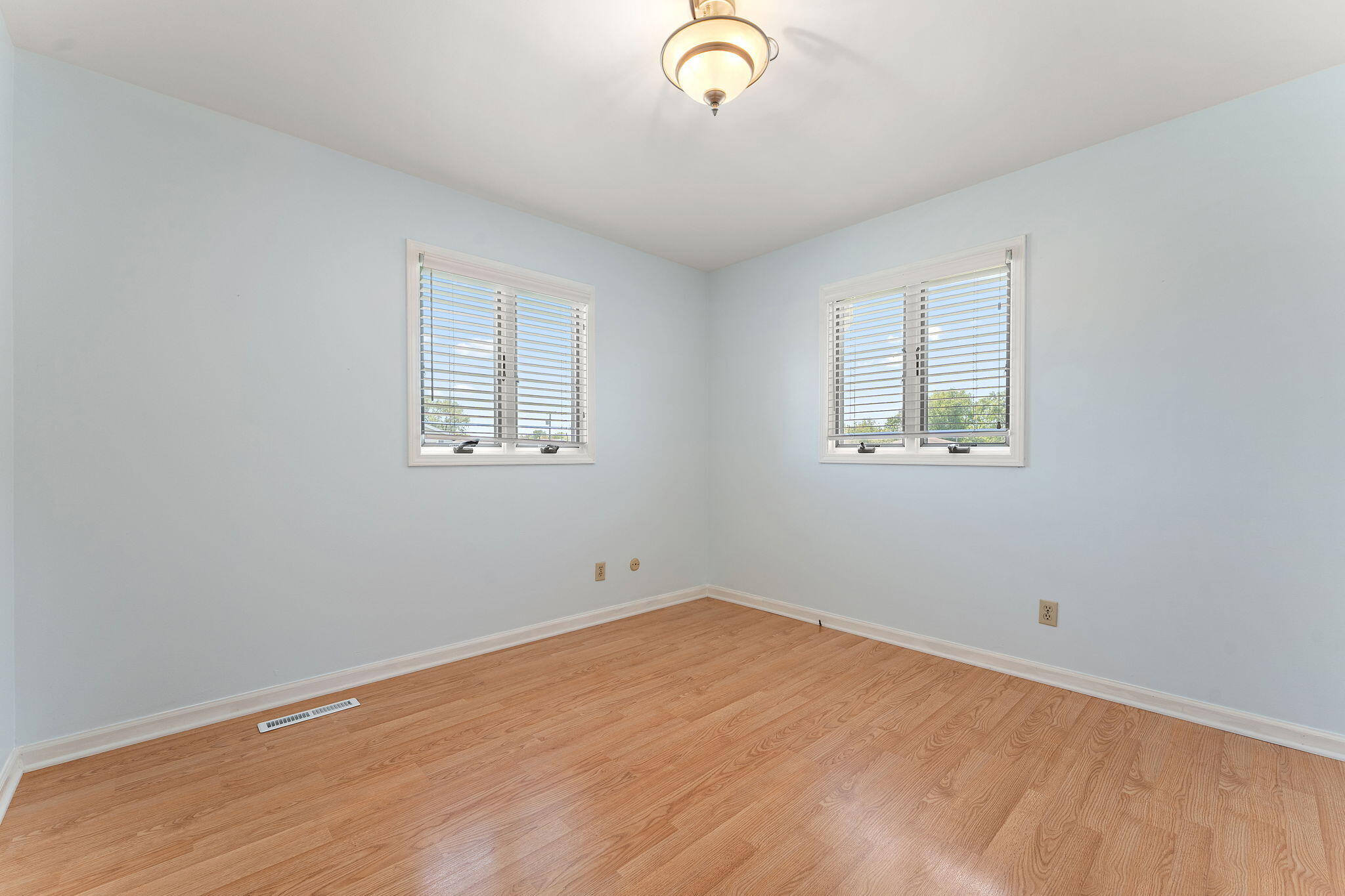 6880 West 84th Place Crown Point, IN 46307 - Photo 15 of 32 2048x1365