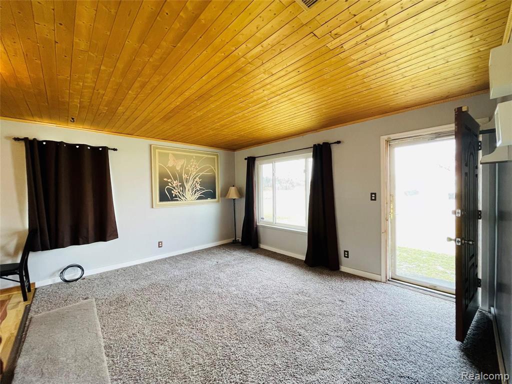2516 James Road Auburn Hills, MI 48326 - Photo 5 of 33