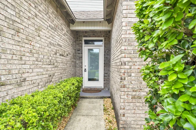 a view of a livingroom with a fireplace