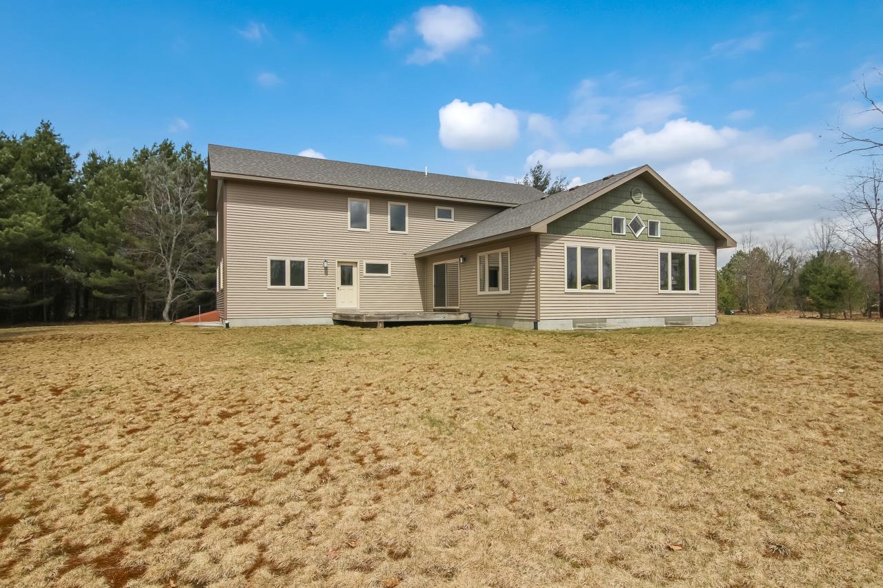11222 Nichols Road Interlochen, MI 49643 - Photo 7 of 76 1898929-6.JPG