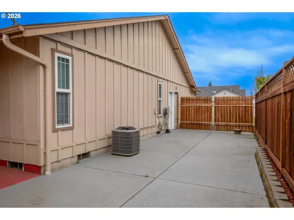 $575,000 | 1265 Napa Creek Drive, Eugene, OR 97404