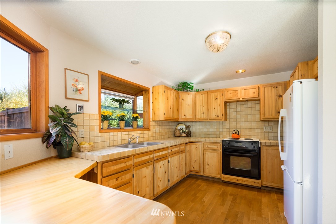 509 Haddon Road Anacortes, WA 98221 - Photo 11 of 24 Gallery Image 11