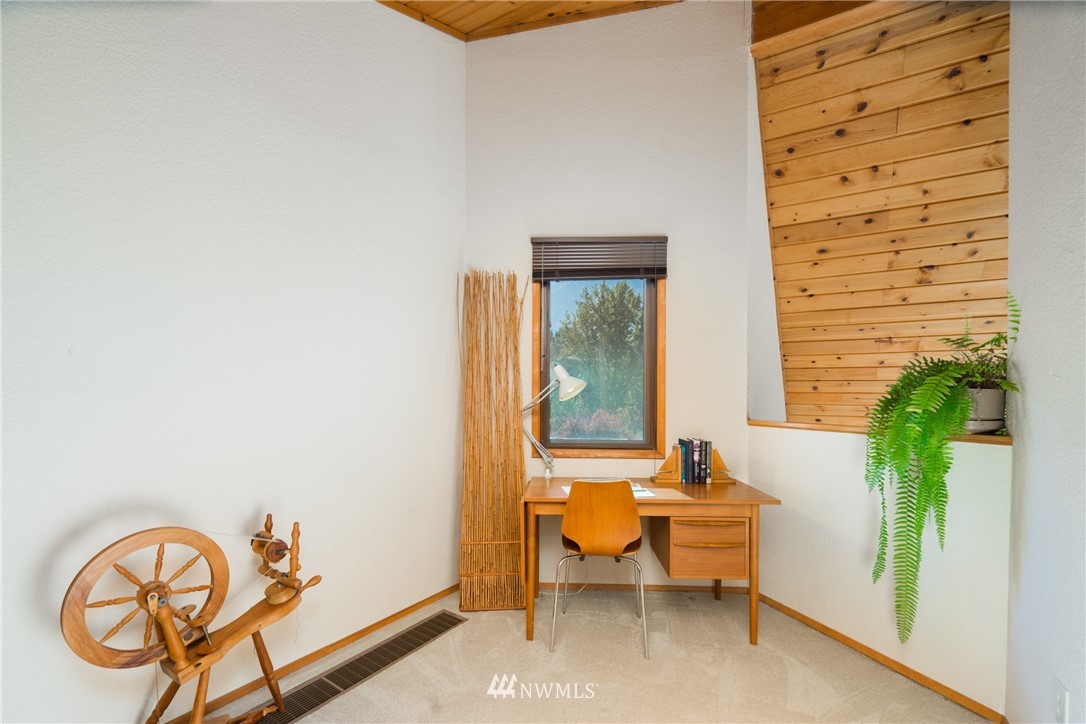 509 Haddon Road Anacortes, WA 98221 - Photo 18 of 24 Gallery Image 18