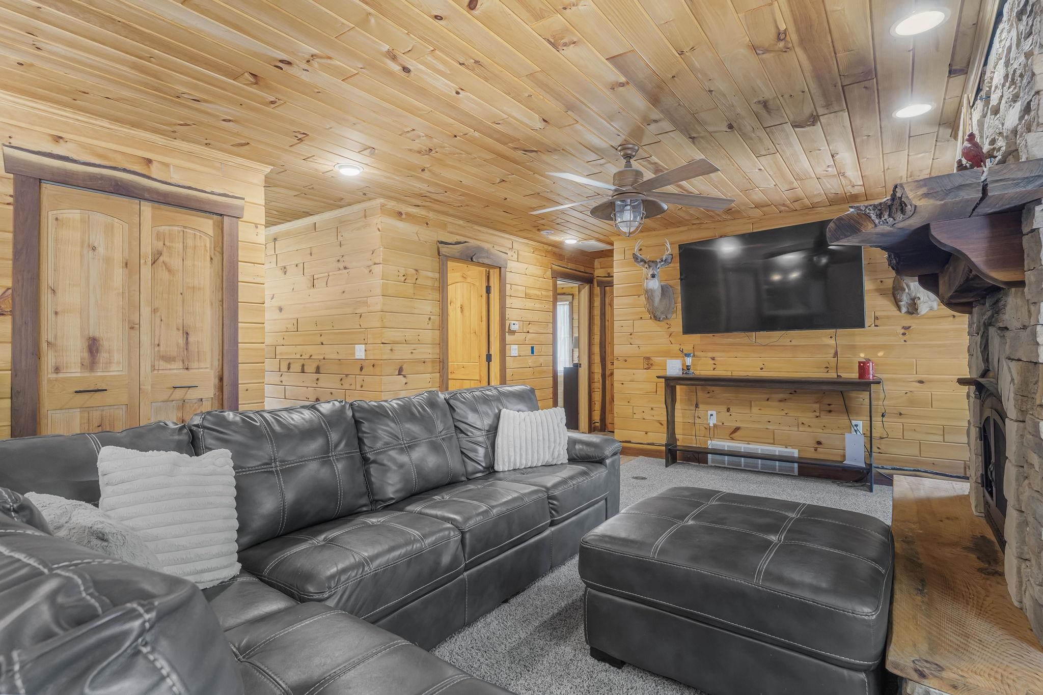 390 South Marshall Road Beulah, MI 49617 - Photo 8 of 83