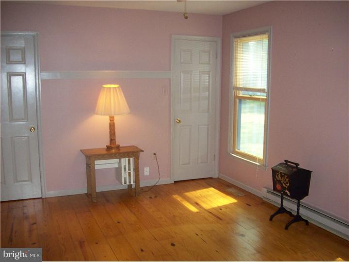 6164 Yorkshire Road New Hope, PA 18938 - Photo 15 of 20