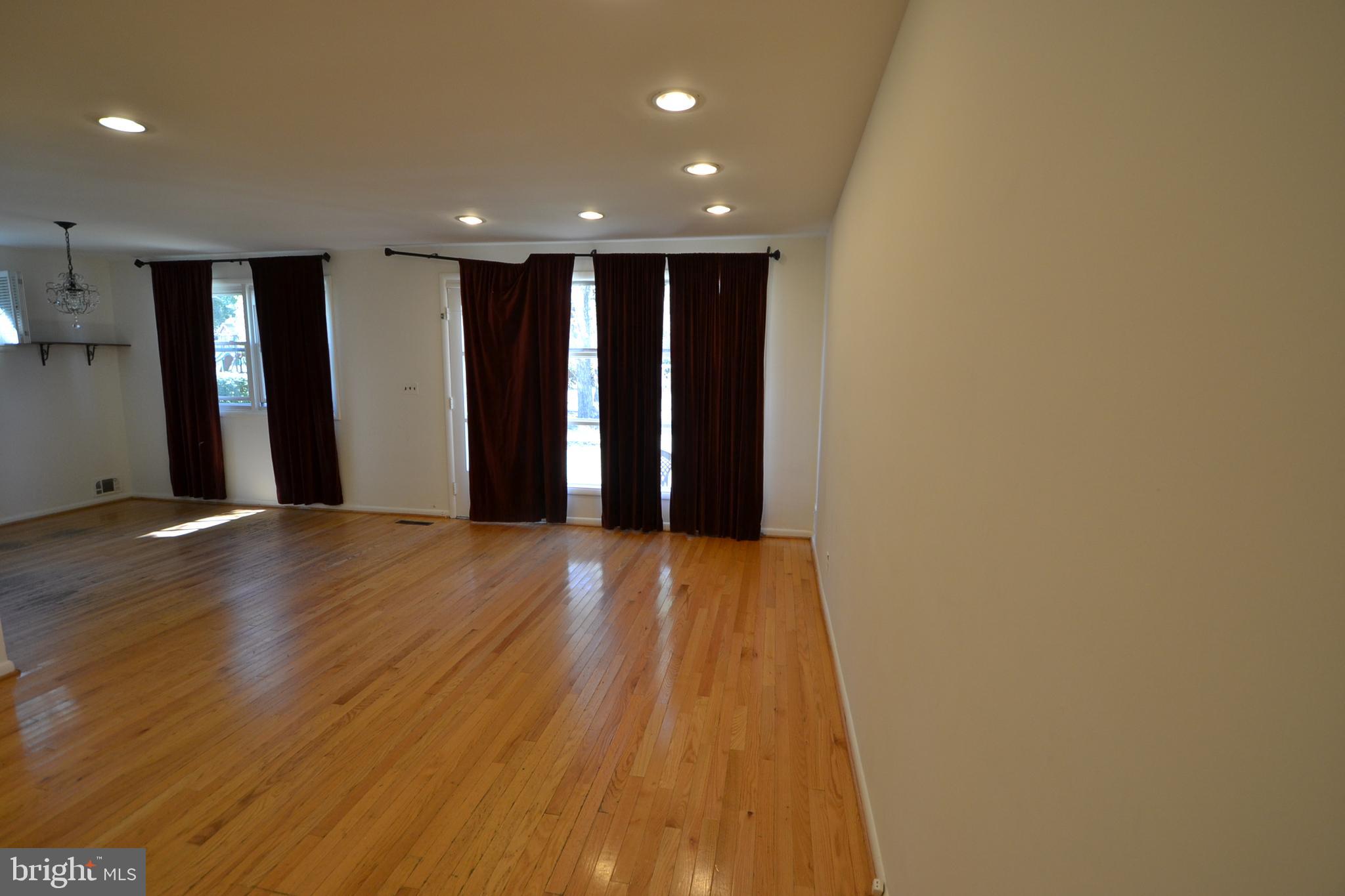 3208 Taney Road Baltimore, MD 21215 - Photo 4 of 43 Gallery Image 4