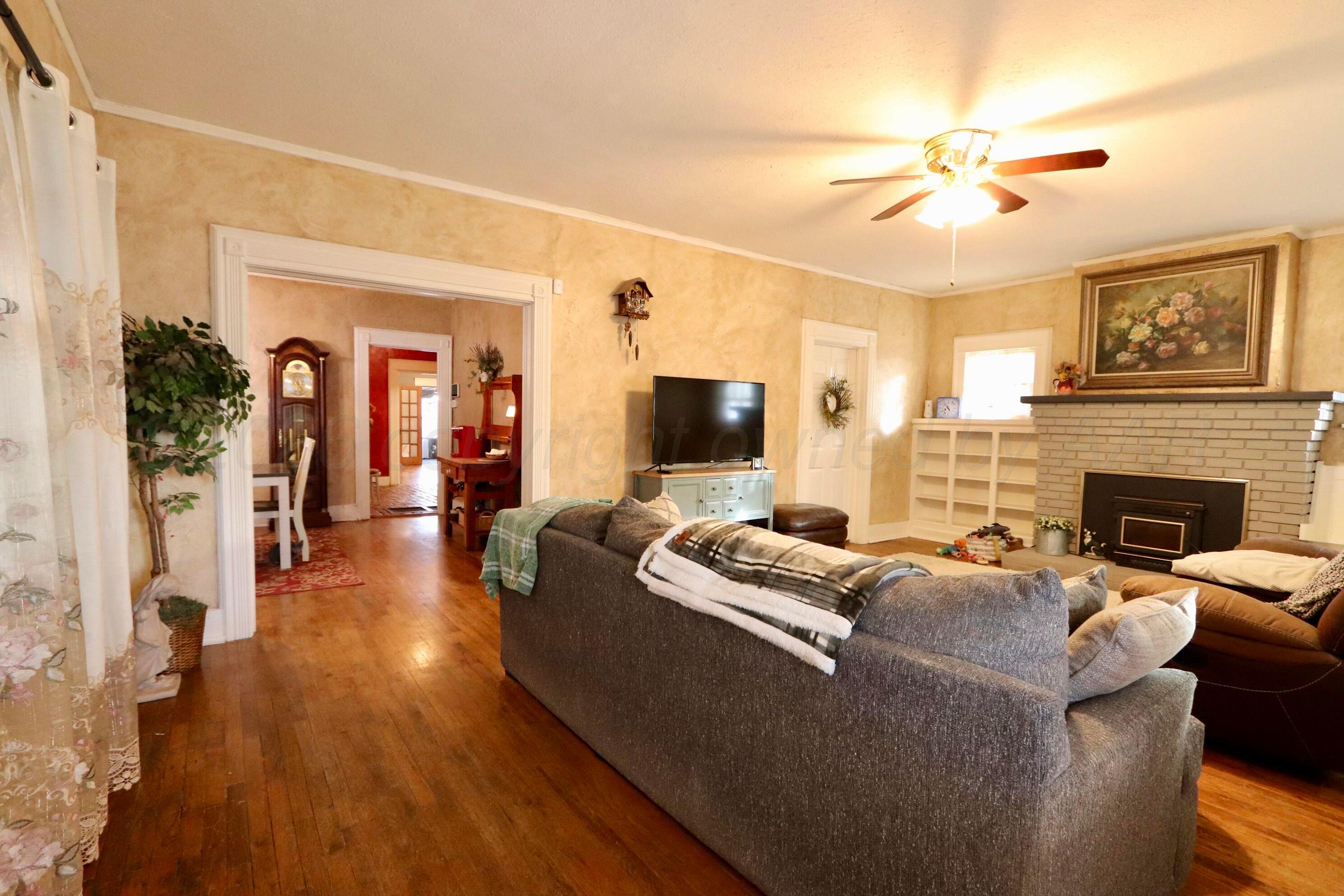 2103 South Polk Street Amarillo, TX 79109 - Photo 7 of 40 IMG_3773