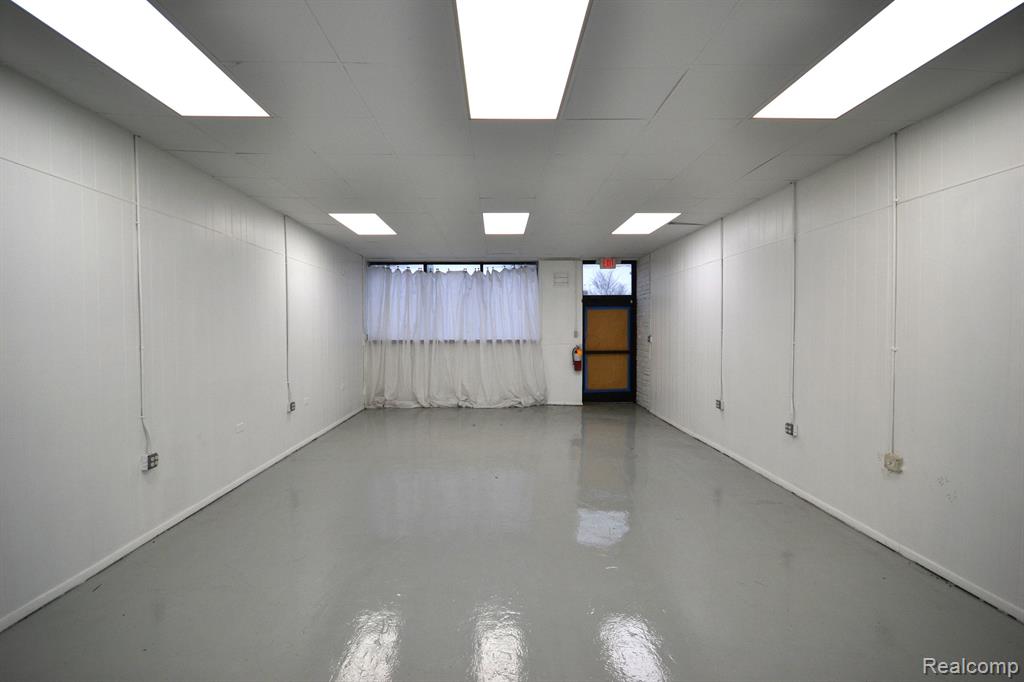 23831 John R Road Hazel Park, MI 48030 - Photo 33 of 49