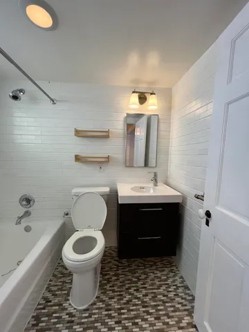 $1,575 | 318 South J Street, Unit BACK OF HOUSE, Lake Worth Beach, FL 33460