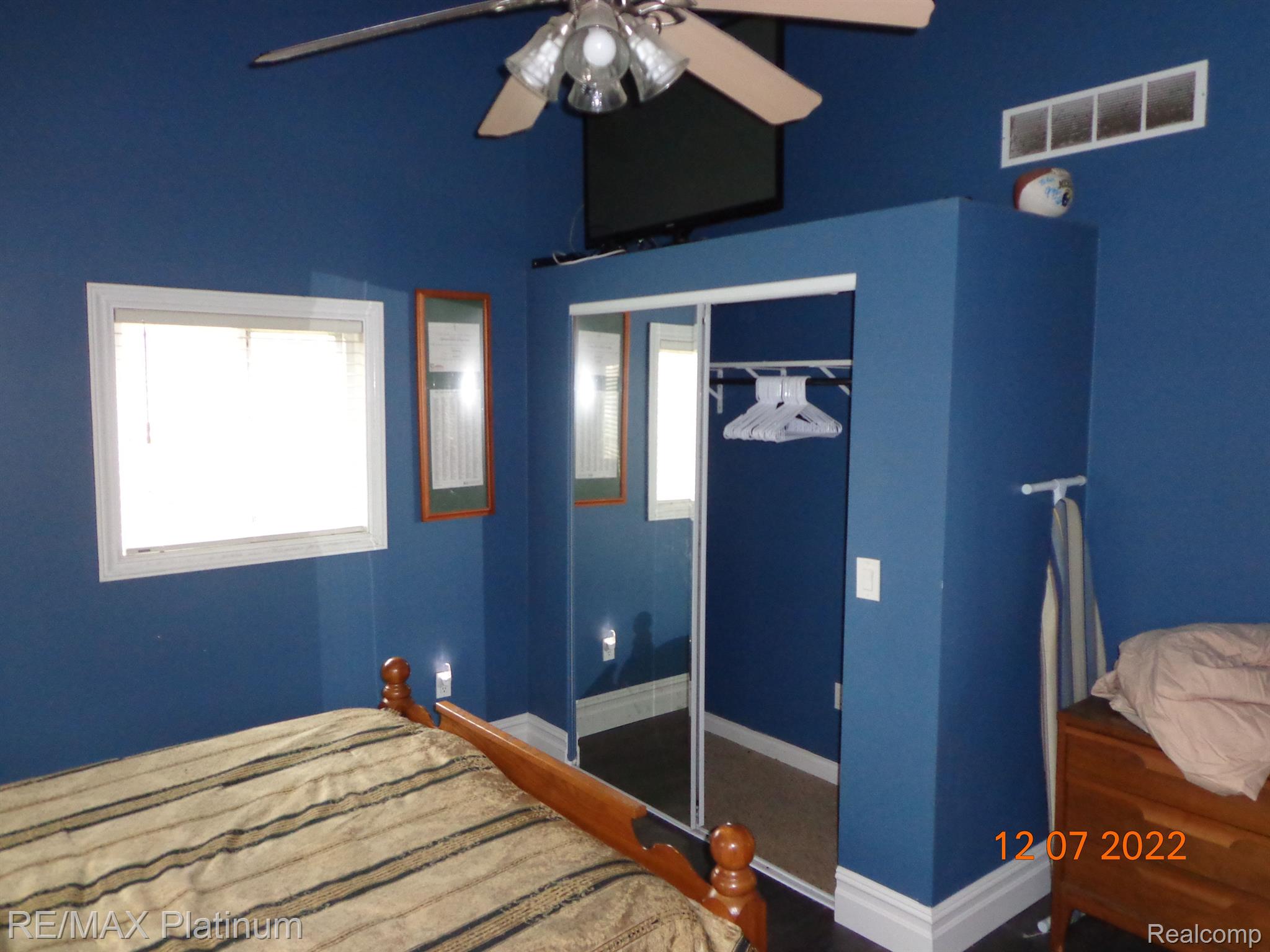 3854 Cedar Point Howell, MI 48843 - Photo 17 of 22 Gallery Image 17