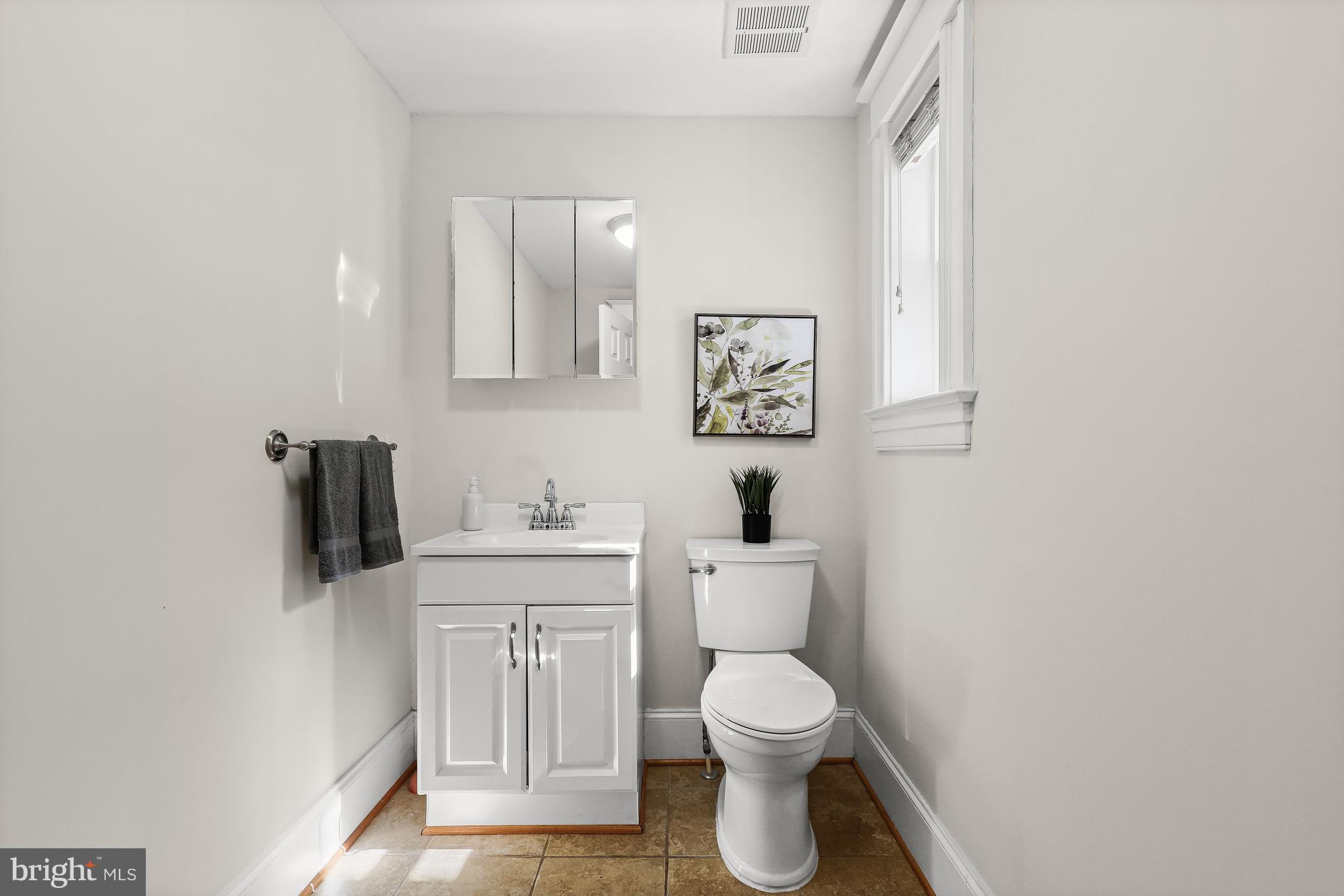 2107 Carterdale Road Baltimore, MD 21209 - Photo 18 of 49 Half Bathroom