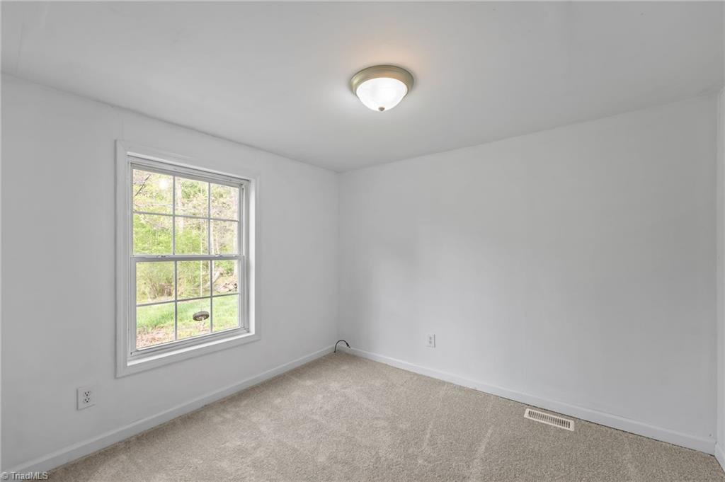 4919 Mt Willing Road Mebane, NC 27302 - Photo 18 of 37