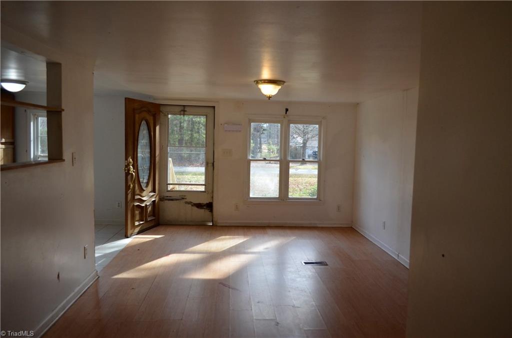 4919 Mt Willing Road Mebane, NC 27302 - Photo 6 of 17