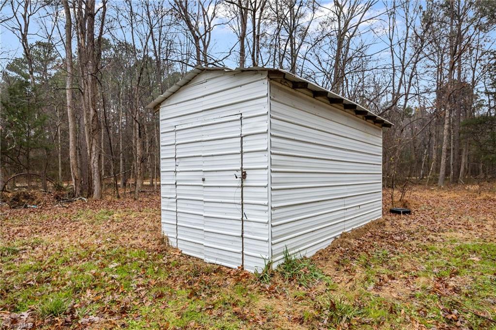 4919 Mt Willing Road Mebane, NC 27302 - Photo 9 of 17