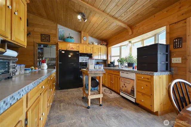 $780,000 | 18212 138th Avenue Southeast, Yelm, WA 98597