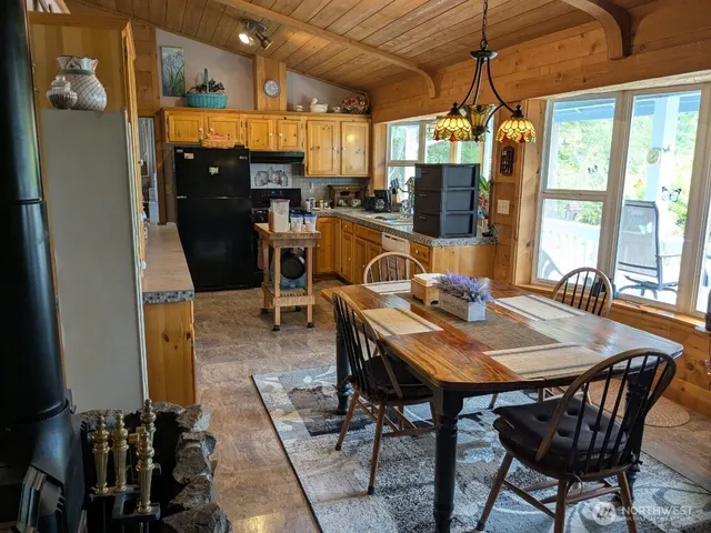 $780,000 | 18212 138th Avenue Southeast, Yelm, WA 98597