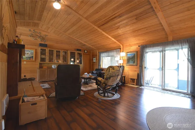 $780,000 | 18212 138th Avenue Southeast, Yelm, WA 98597