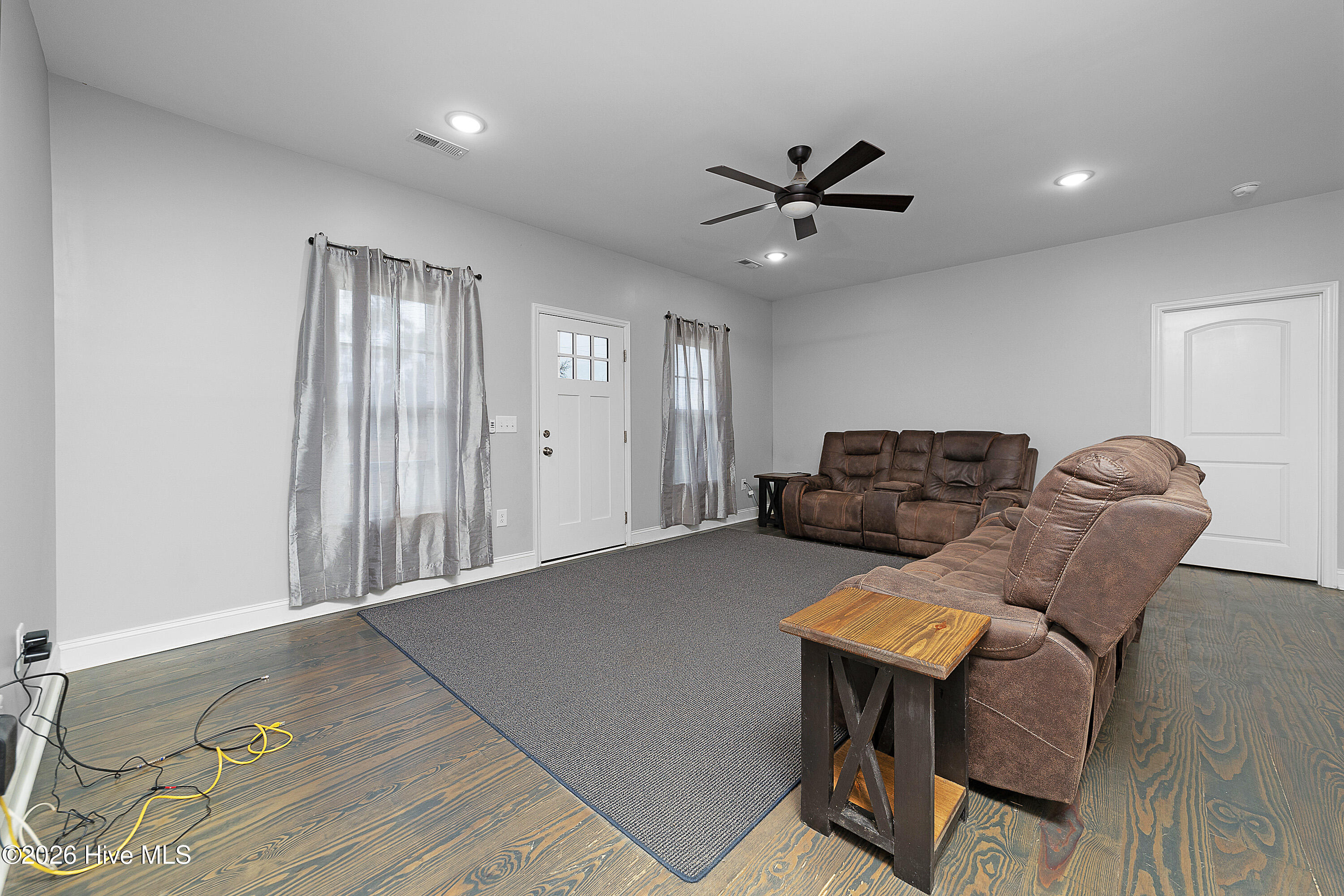 4540 Sharp Point Road Fountain, NC 27829 - Photo 5 of 24 Living Room