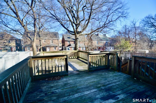 $3,250 | 308 Willow Street, Bridgeport, CT 06610