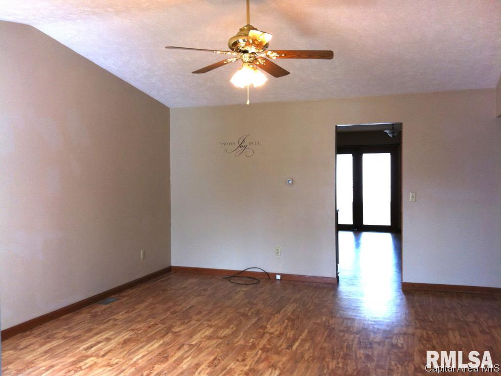 1913 Halifax Drive Springfield, IL 62703 - Photo 7 of 22