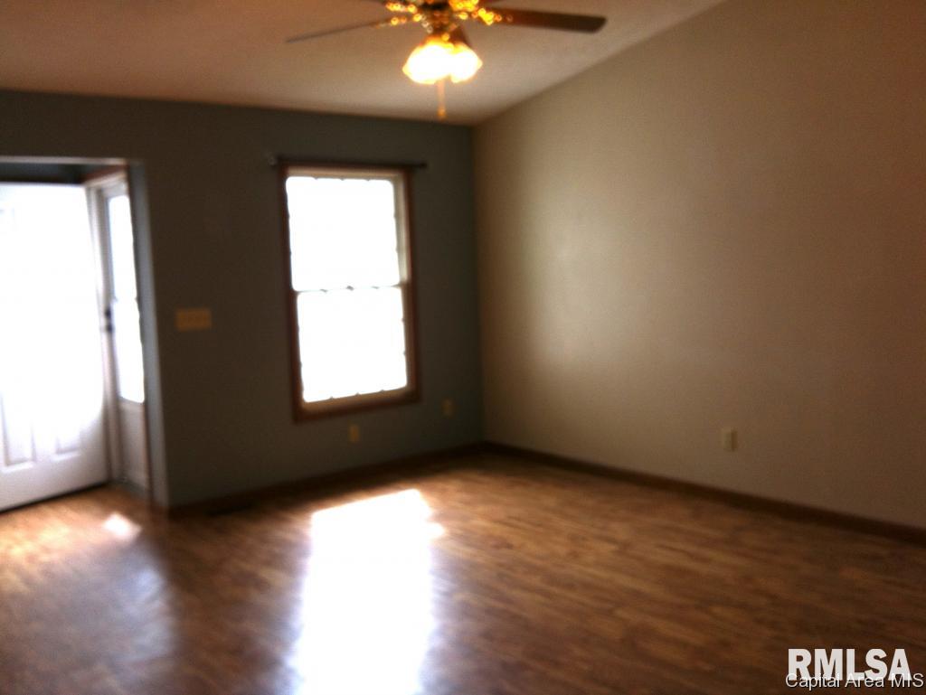 1913 Halifax Drive Springfield, IL 62703 - Photo 8 of 22
