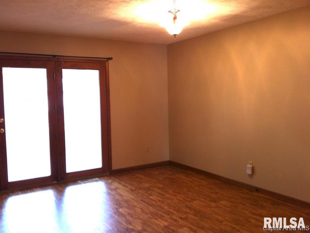 1913 Halifax Drive Springfield, IL 62703 - Photo 10 of 22