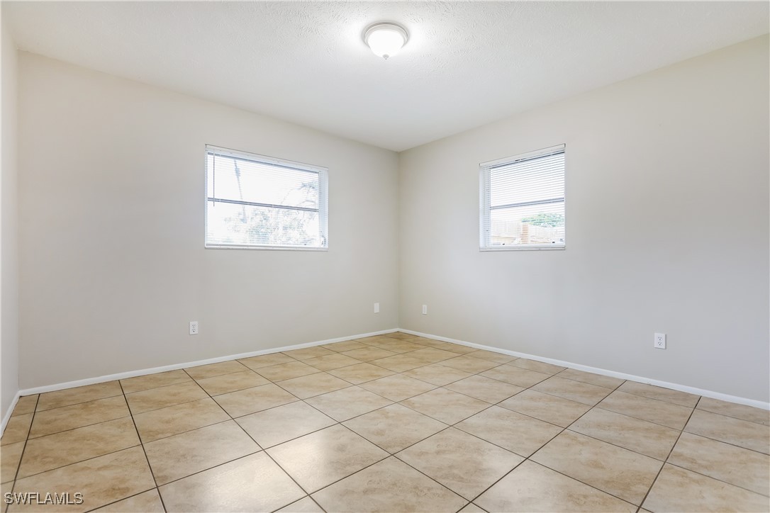 5655 Stephens Road Venice, FL 34293 - Photo 12 of 16