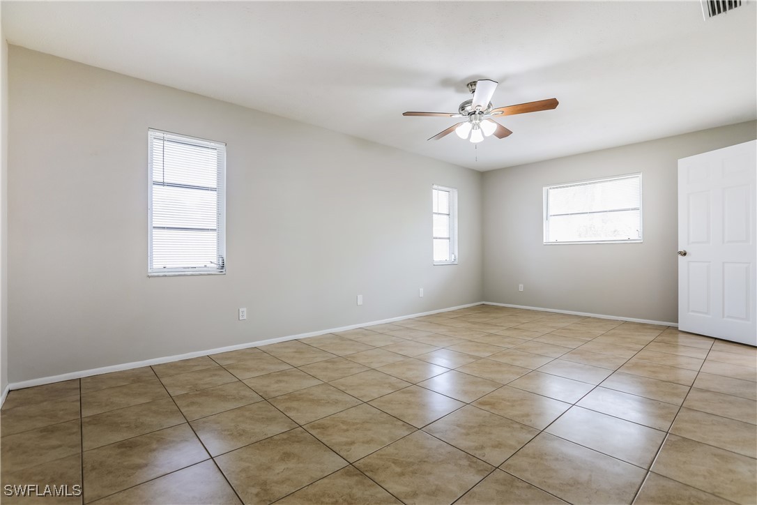 5655 Stephens Road Venice, FL 34293 - Photo 8 of 16