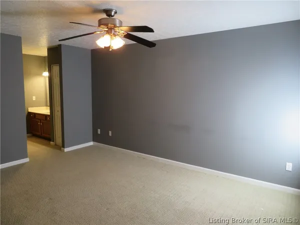 $199,900 | 1710 Charlestown New Albany Road, Unit 100 & 61G, Jeffersonville, IN 47130