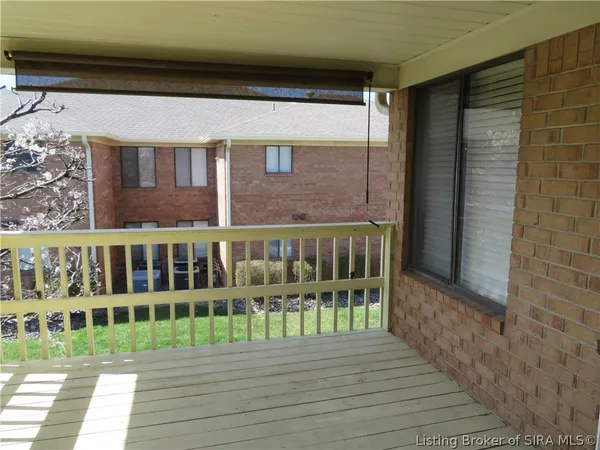 $199,900 | 1710 Charlestown New Albany Road, Unit 100 & 61G, Jeffersonville, IN 47130